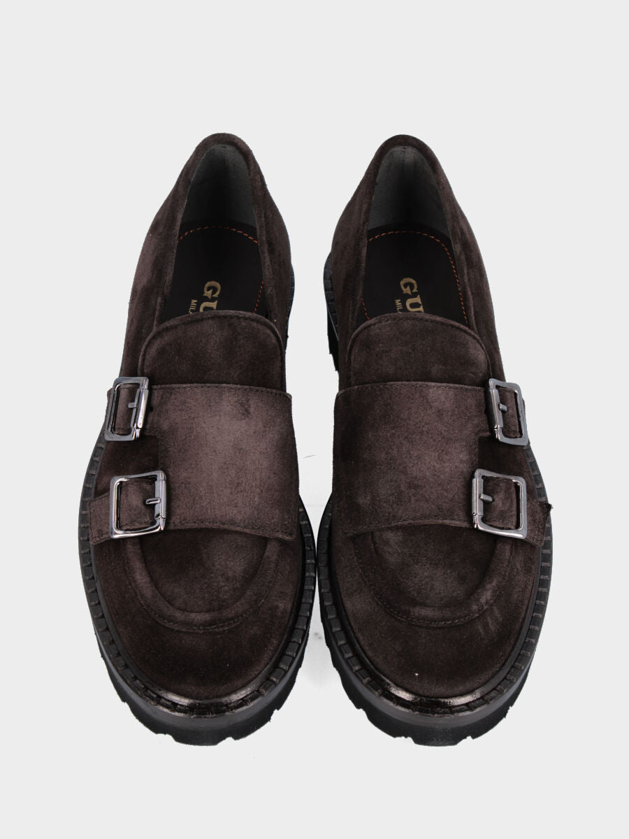 Mocassin en suède marron foncé avec doubles sangles et semelle crantée