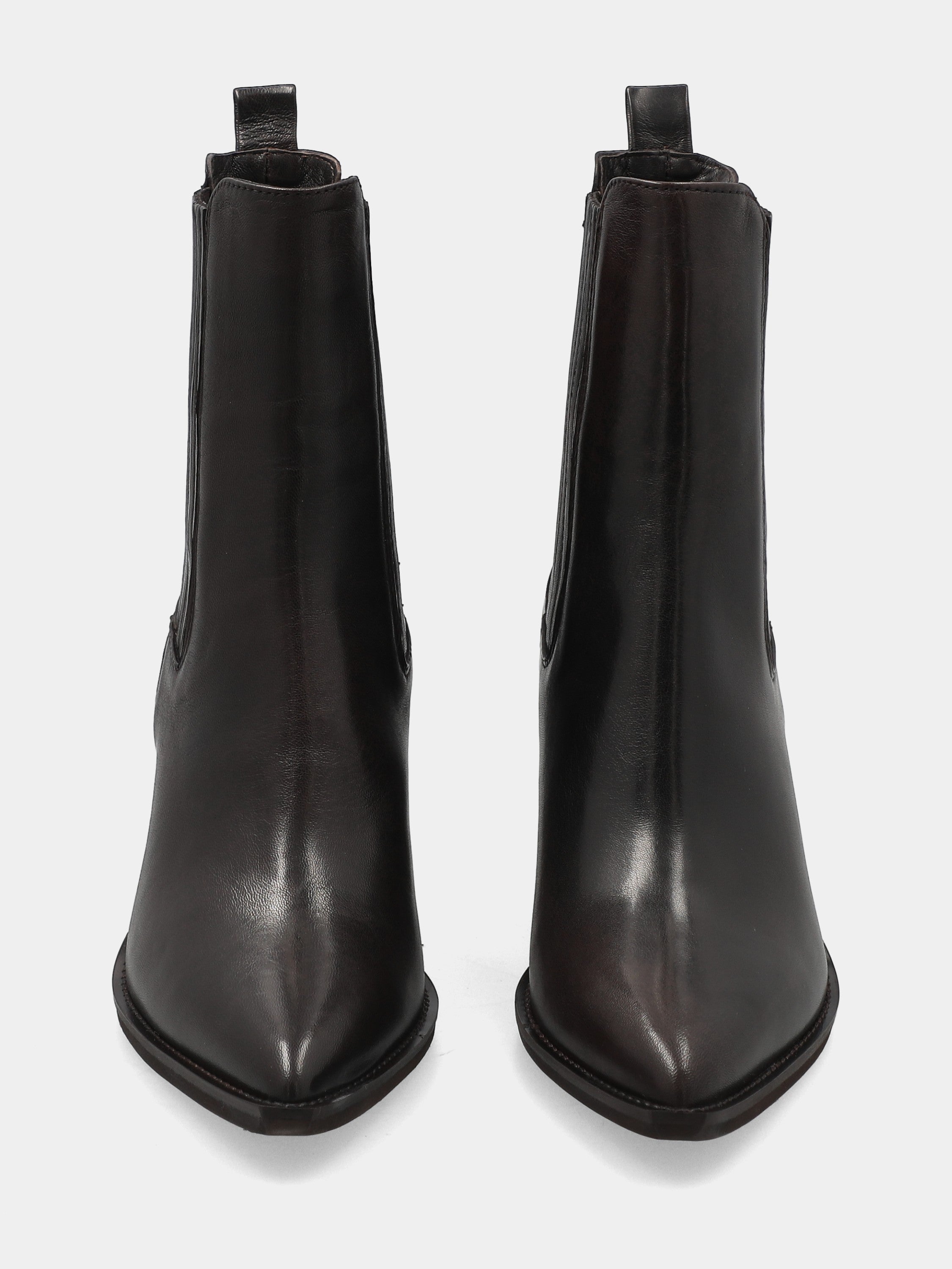 Sandalo monoblocco in vitello rosso con fascia ripiegata