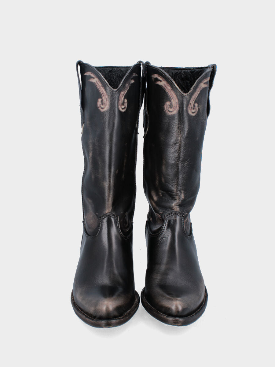 Camperos in vitello taupe con ricami posteriori e tacco basso