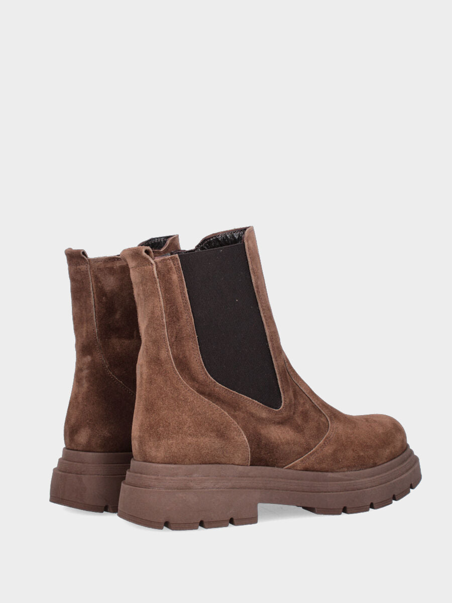 Beatles combat in camoscio marrone con platform e tacco monoblocco