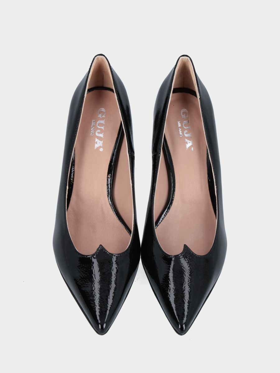 Décolleté in verlux nero con scollo a onde e tacco incavato