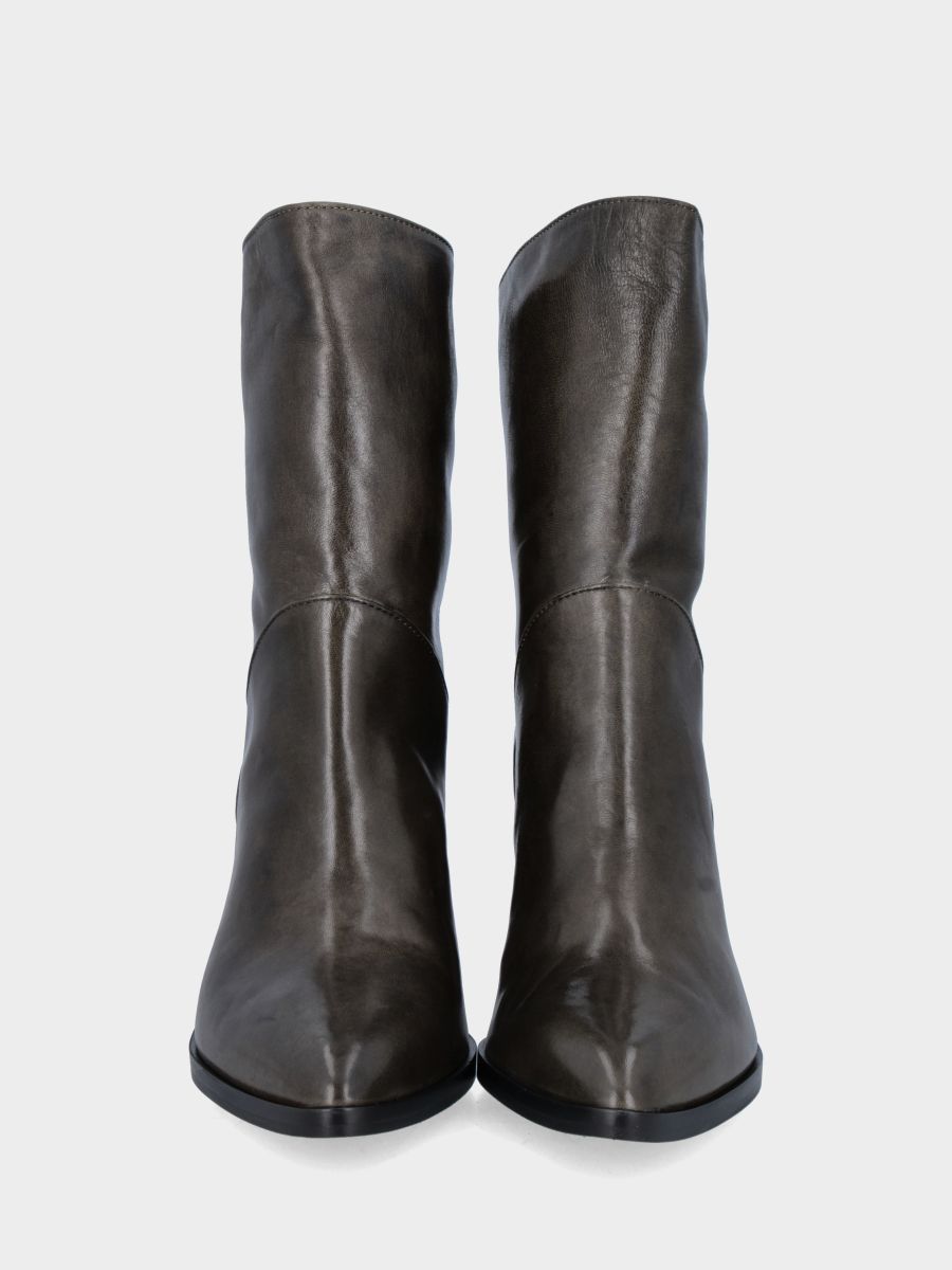 Stivaletto in vitello verde con cerniera posteriore e tacco a blocco