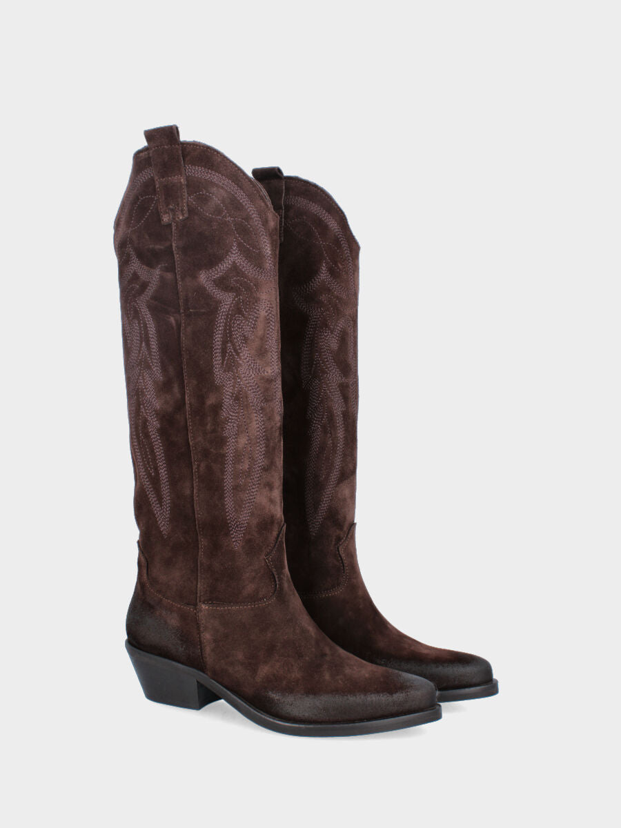 Camperos in velour testa di moro con ricami sul gambale a tubo