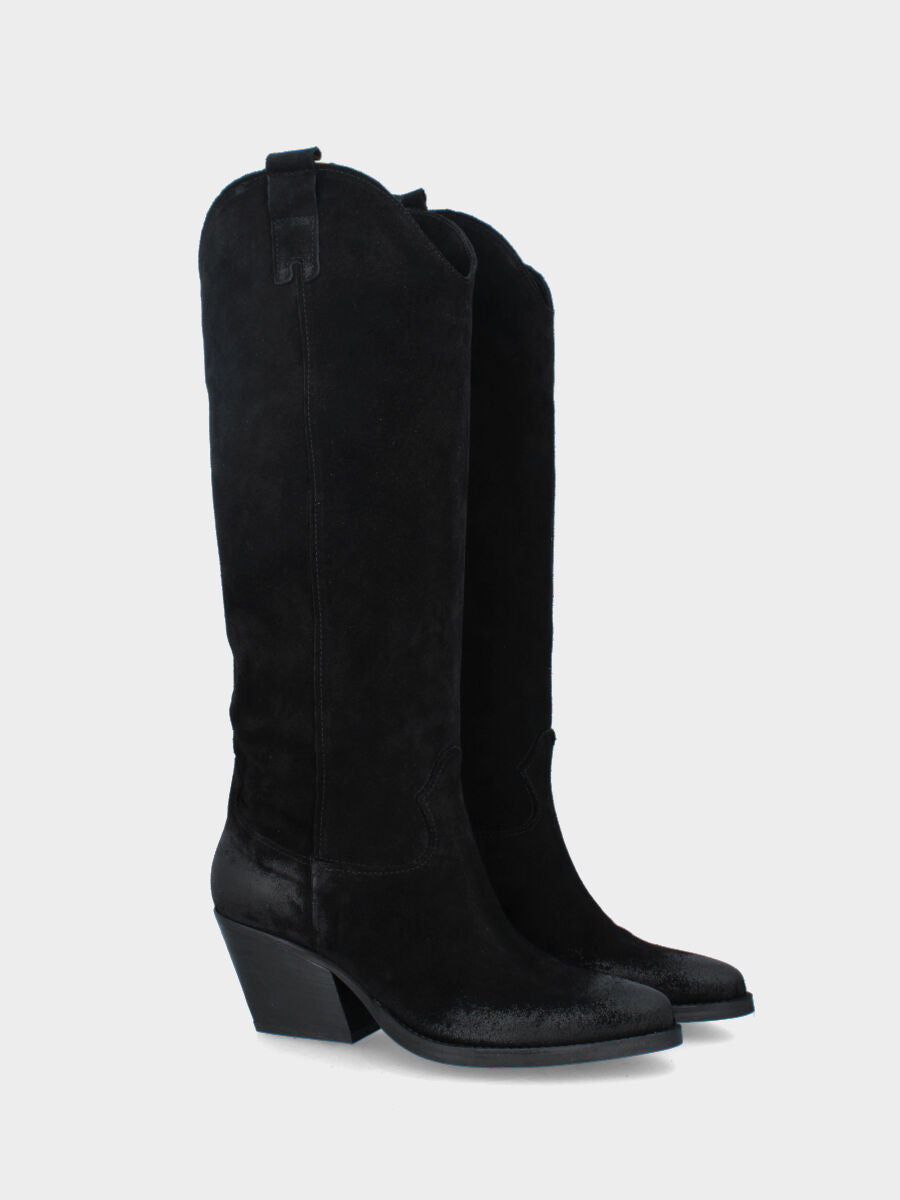 Camperos in velour nero con punta sfilata e tacco alto