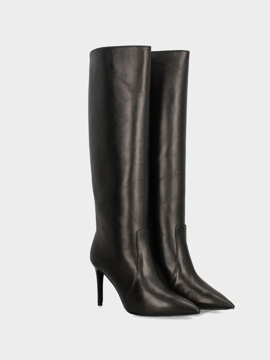 Botte en nappa noire à tige haute avec talon aiguille en queue