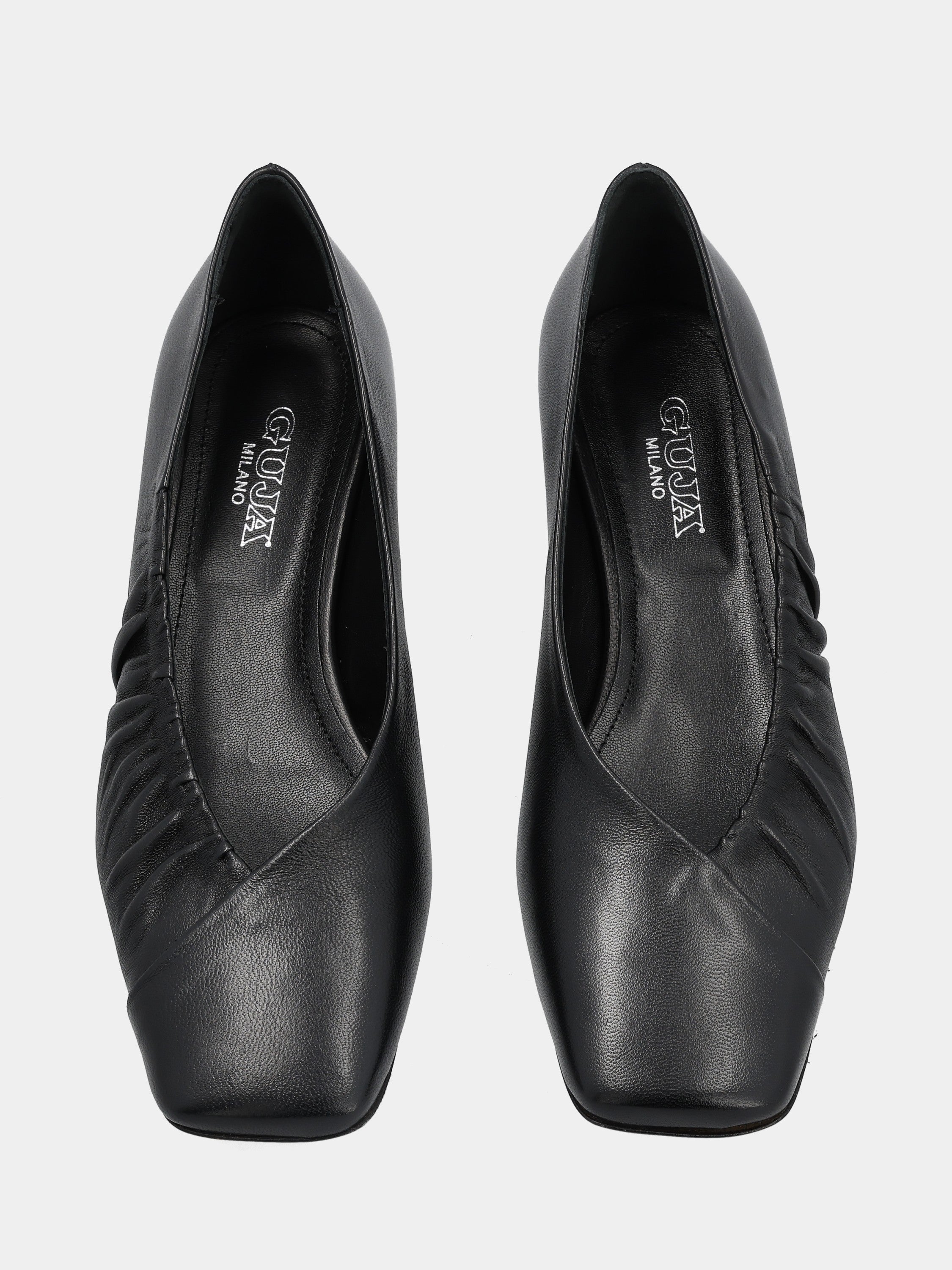 Sandalo monoblocco in vitello rosso con fascia ripiegata