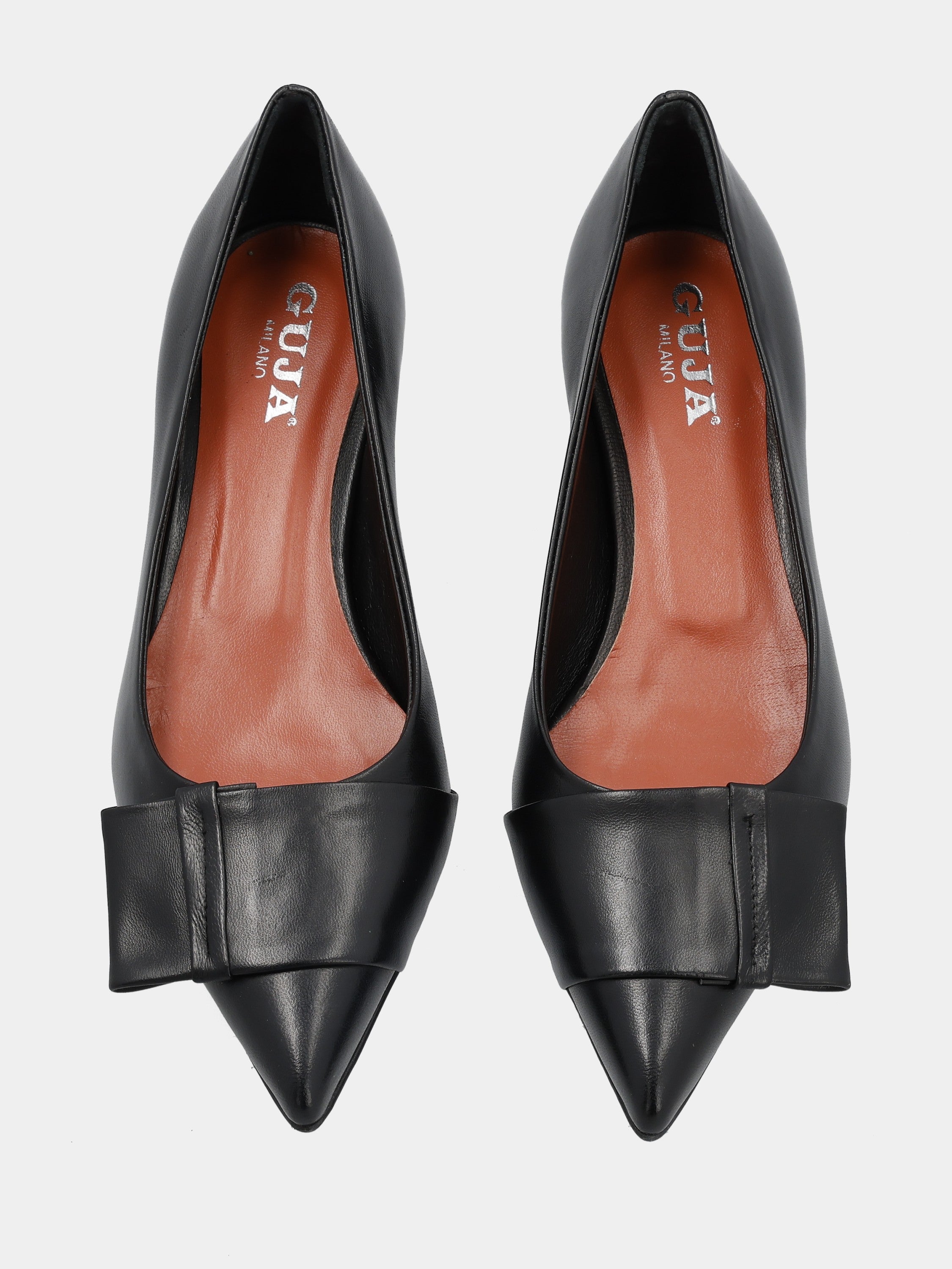 Sandalo monoblocco in vitello rosso con fascia ripiegata