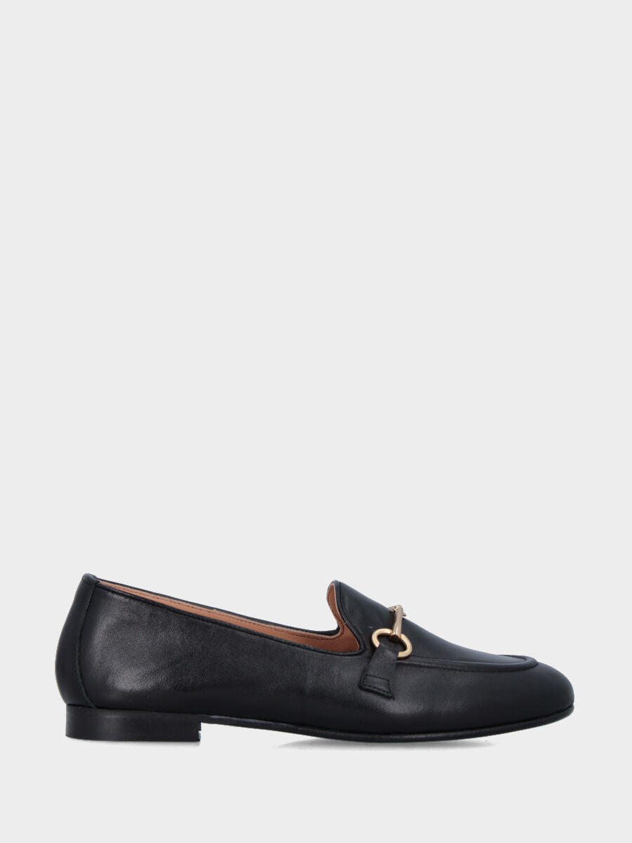 Pantofolina in nappa nera con morsetto e bordo cucito