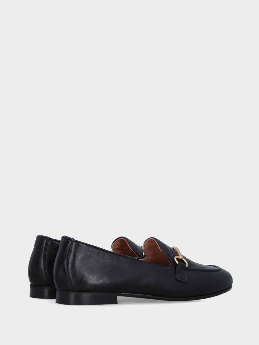 Pantofolina in nappa nera con morsetto e bordo cucito