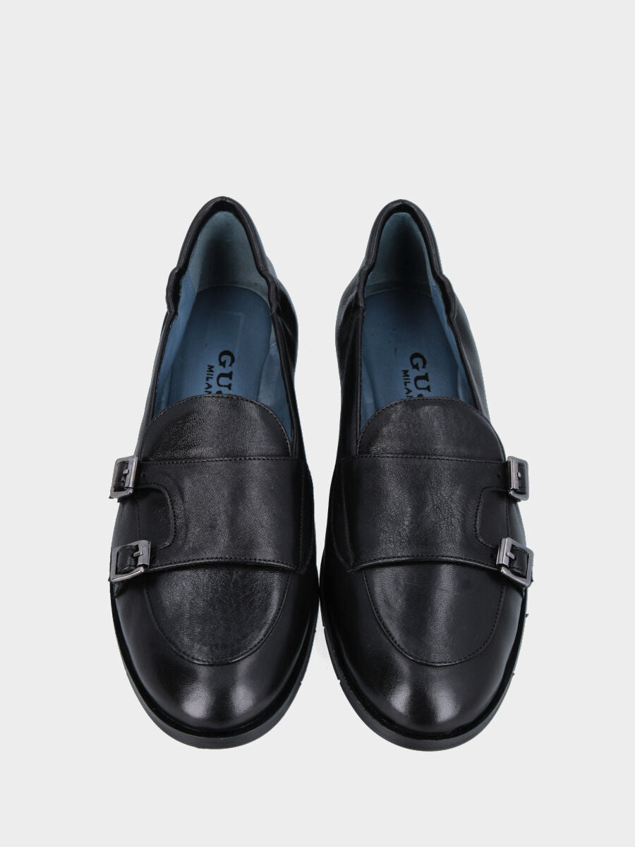 Mocassino in vitello nero con doppi cinturini e lavorazione a sacchetto