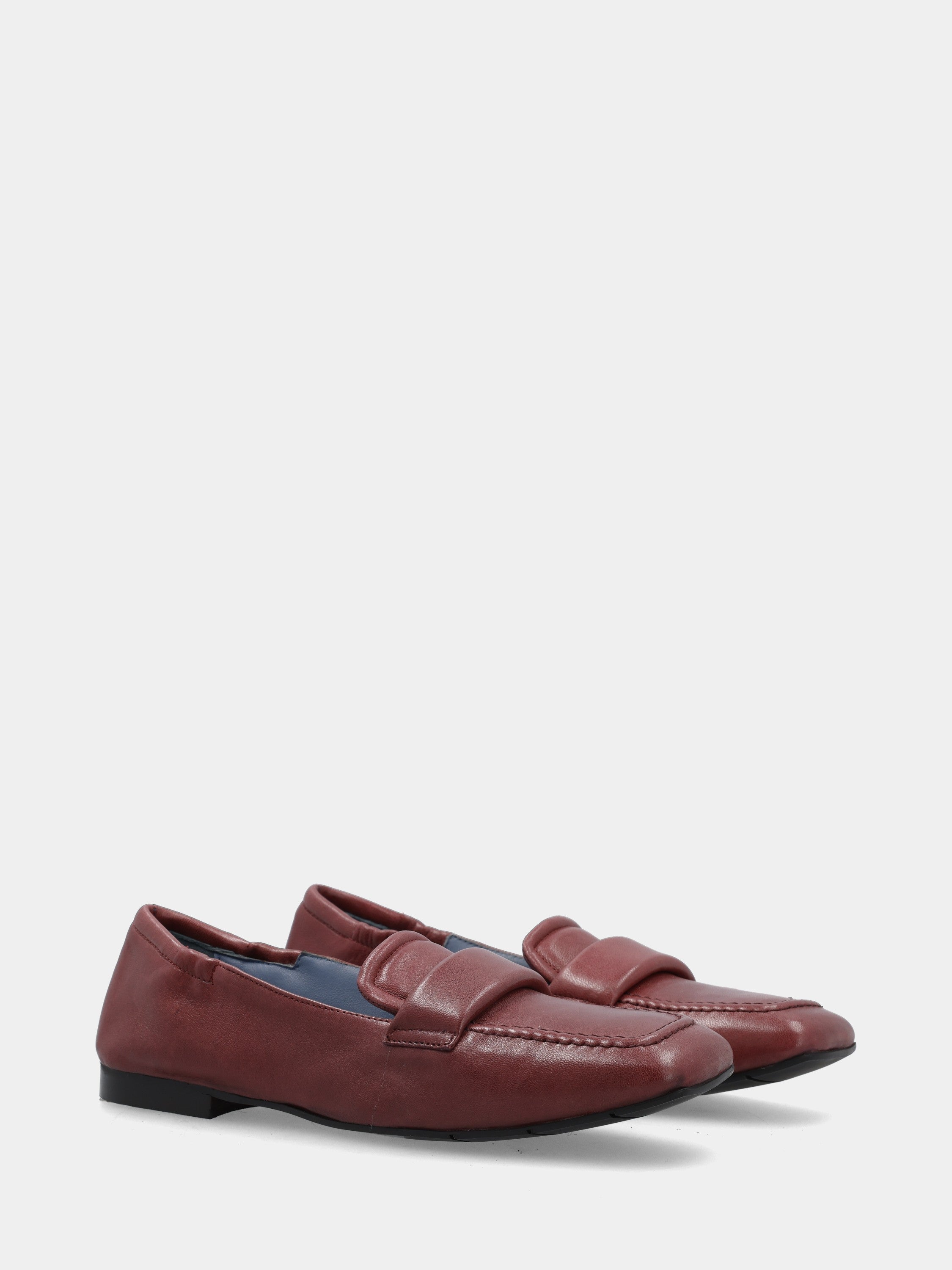 Sandalo monoblocco in vitello rosso con fascia ripiegata