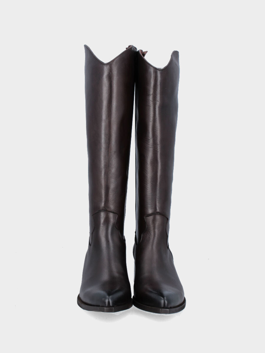 Camperos a stivale in vitello testa di moro con punta sfilata e tacco medio