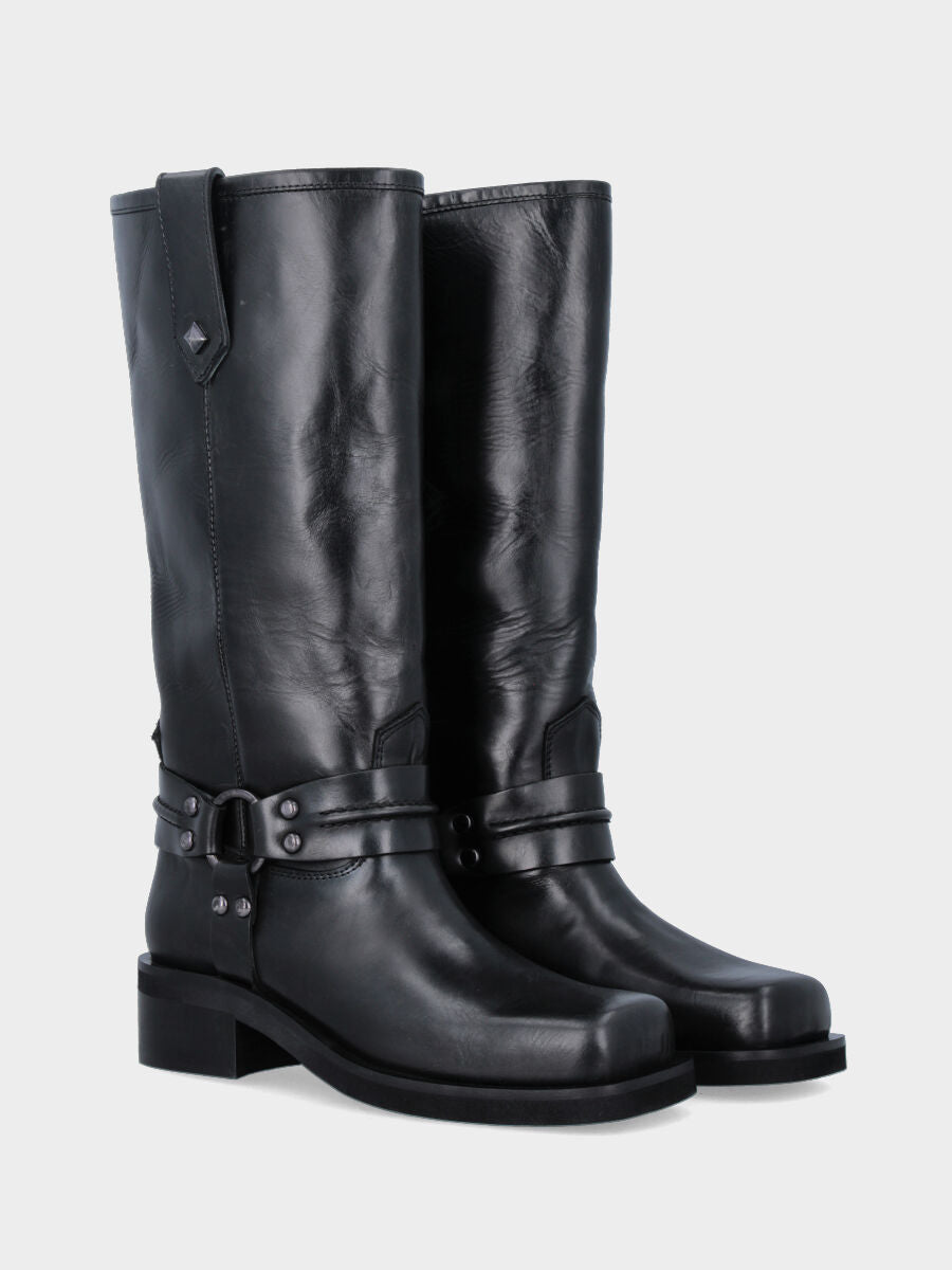 Stivale camperos in vitello nero con cavigliera e punta quadrata