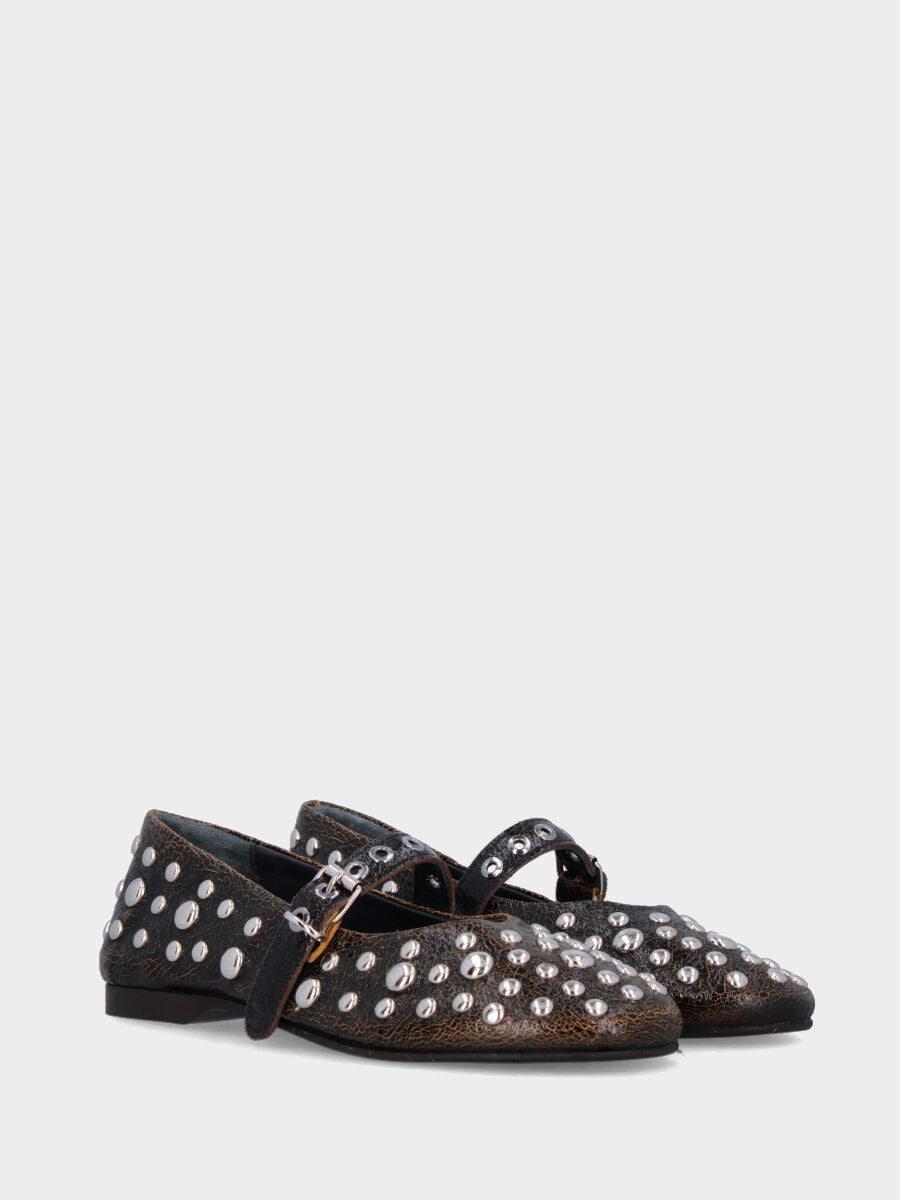 Ballerina Mary Jane in vernice testa di moro con borchiette