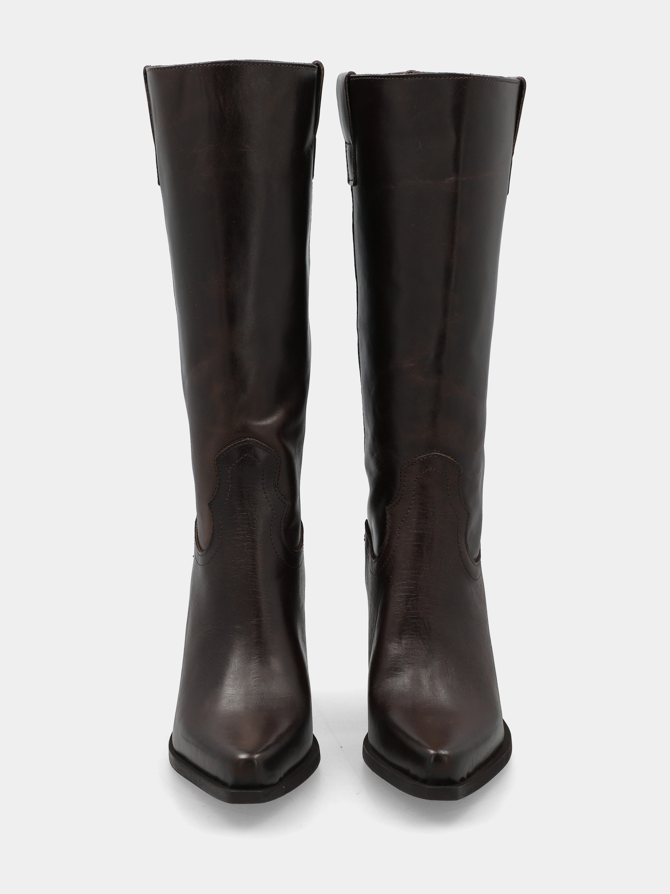 Sandalo monoblocco in vitello rosso con fascia ripiegata