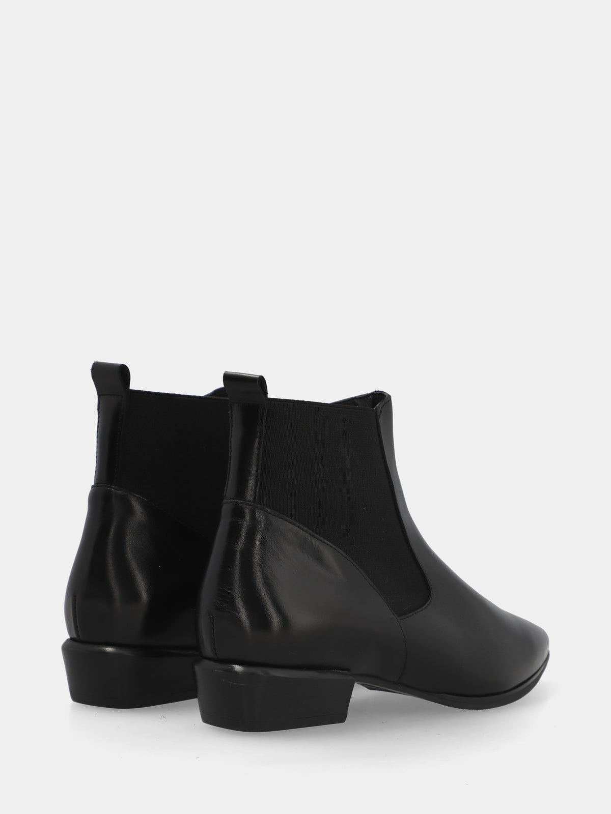 Stivaletto in nappa nera con elastico