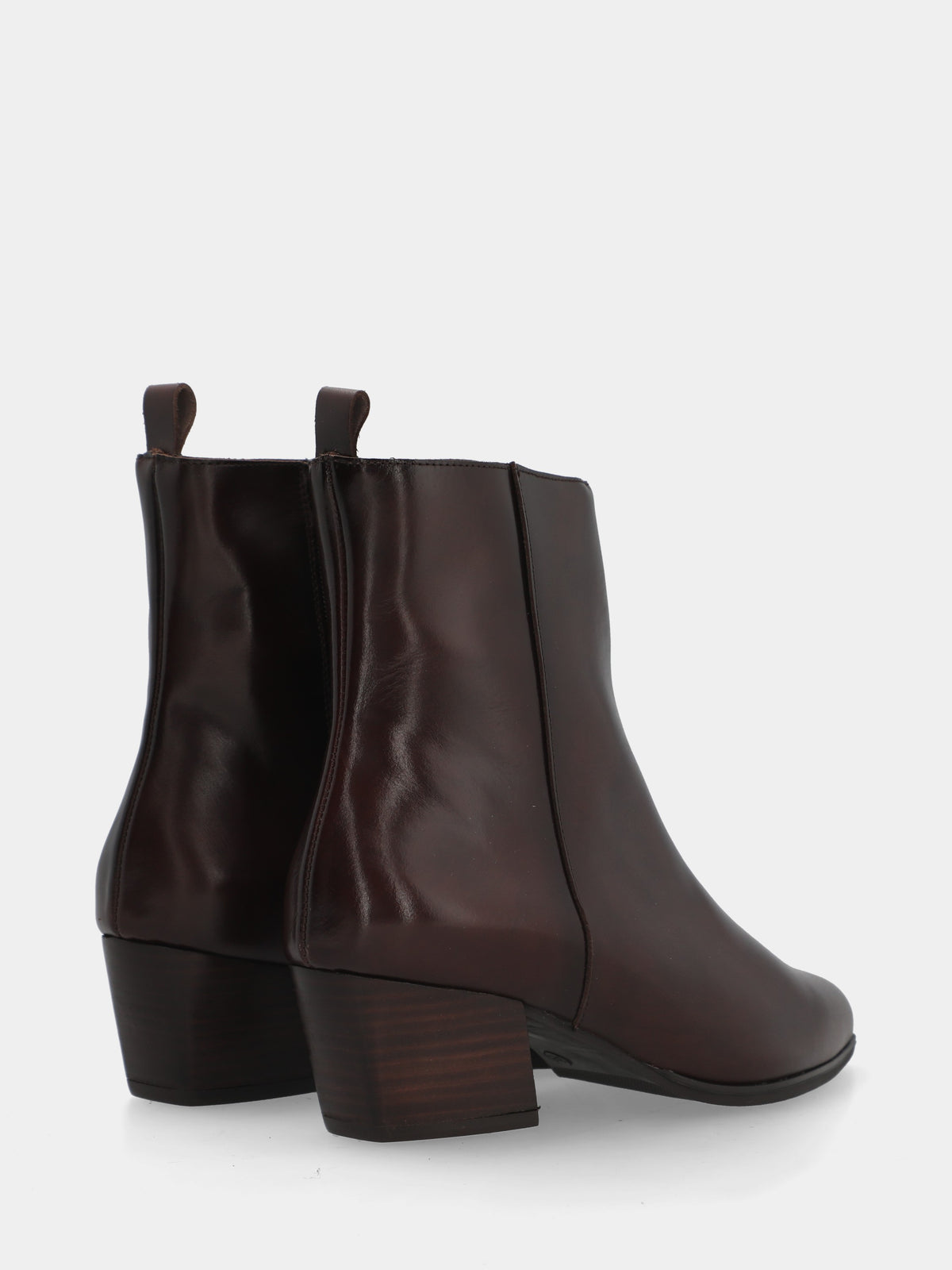 Stivaletto in velour marrone con cerniera al retro