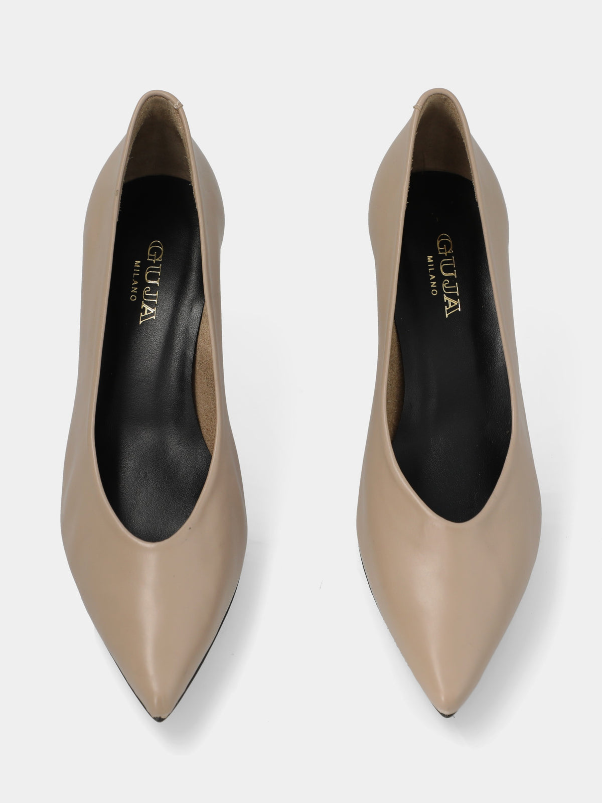 Décolleté in nappa beige con tacco a blocco