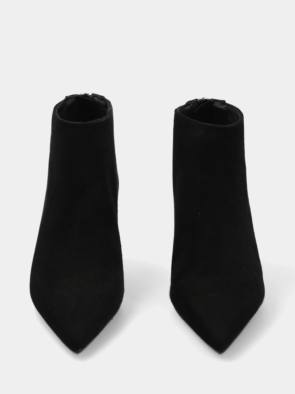 Tronchetto in camoscio nero con tacco a calice