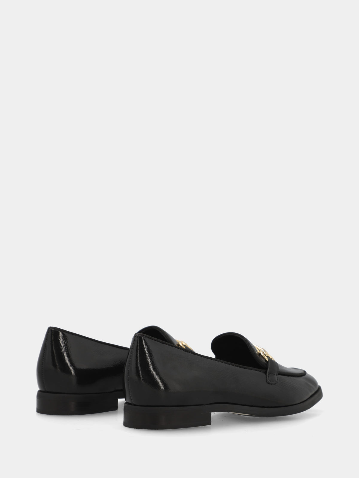 Mocassino in naplack nero con morsetto metallico