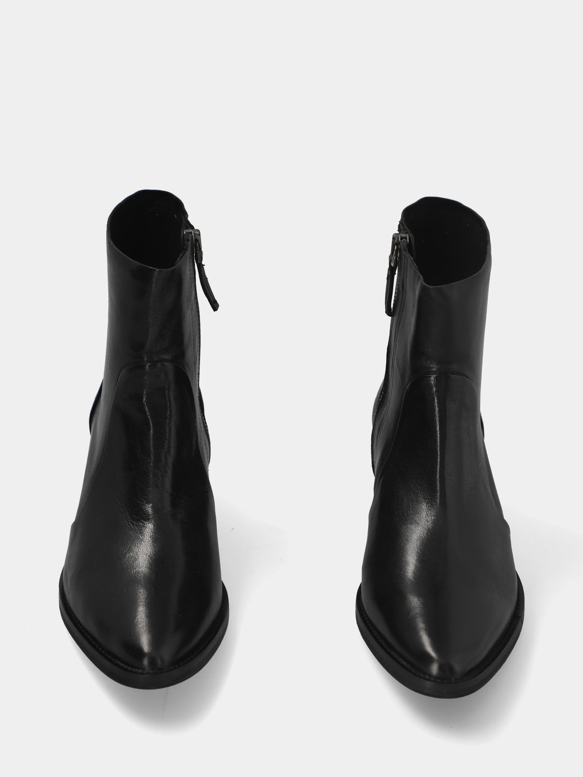 Stivaletto in vitello nero con zip laterale
