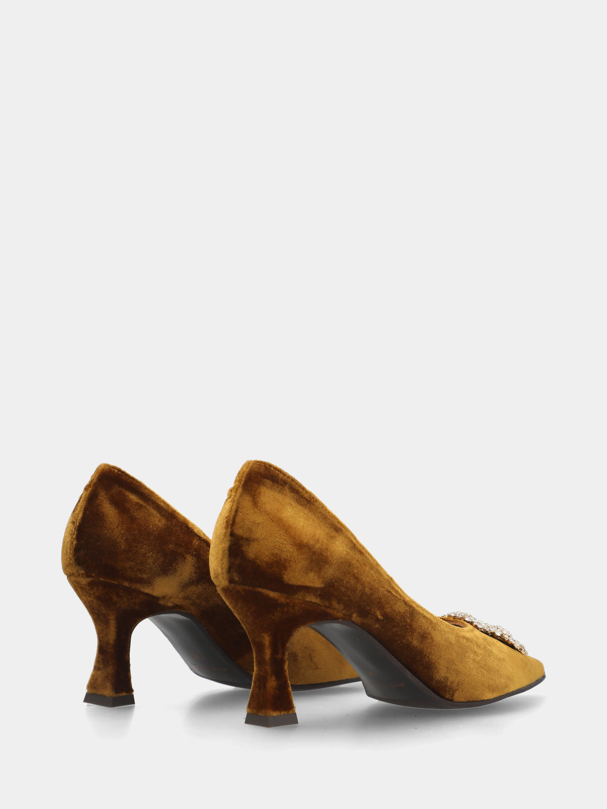 Décolleté in velluto oro con accessorio gioiello