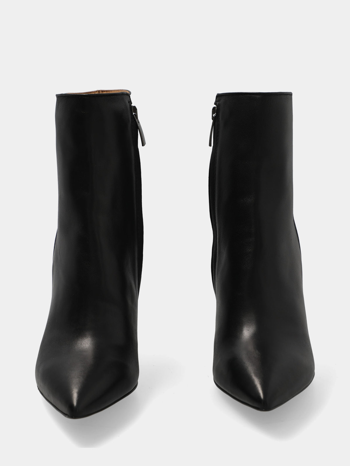 Stivaletto in nappa nera con tacco a stiletto