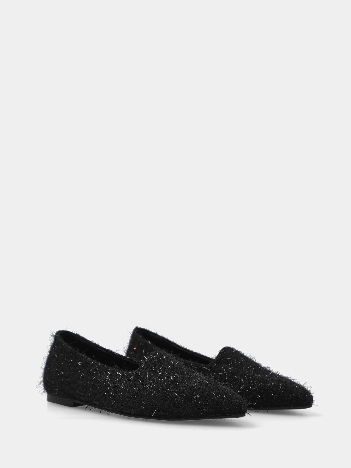 Pantofoline in tessuto nero con punta sfilata