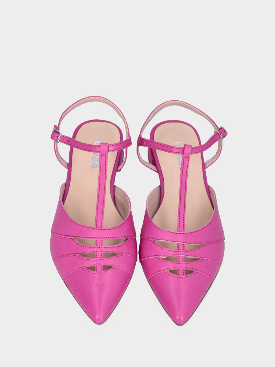 Fuchsia leather sandal with openings on the sole