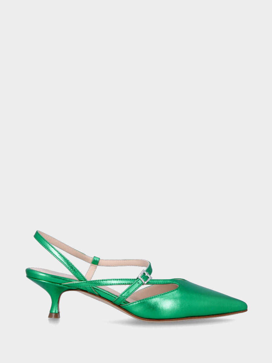 Escarpins vert modèle slingback laminé avec bride au talon