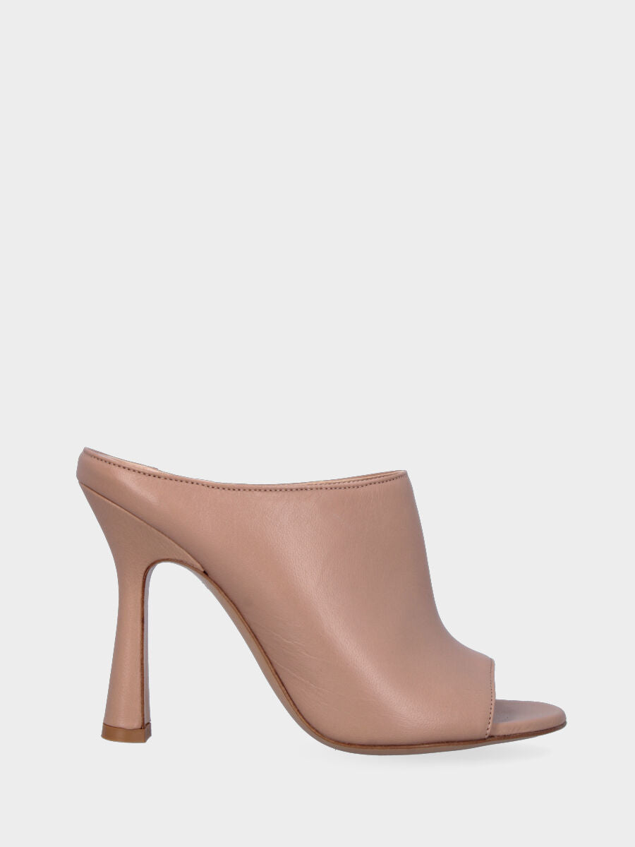 Sabot con tacco nude in pelle aperto in punta