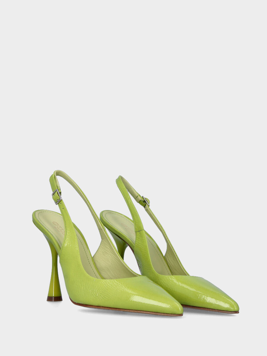 Slingback verde in pelle con tacco sottile e scollo tondo