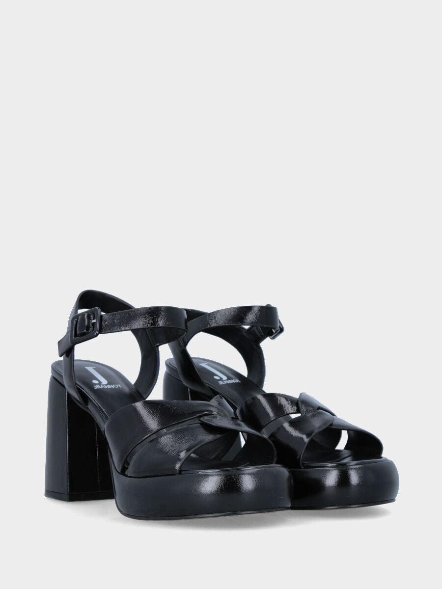 Sandale à talon noire en cuir avec brides croisées