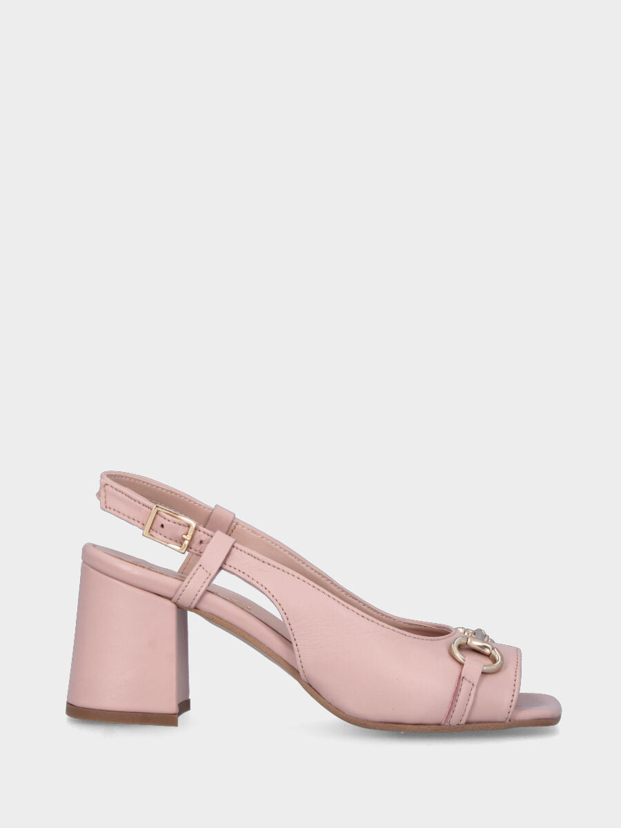 Nude leather slingback sandal with buckle and open toe