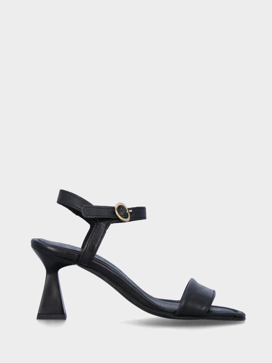 Black leather sandal with strap