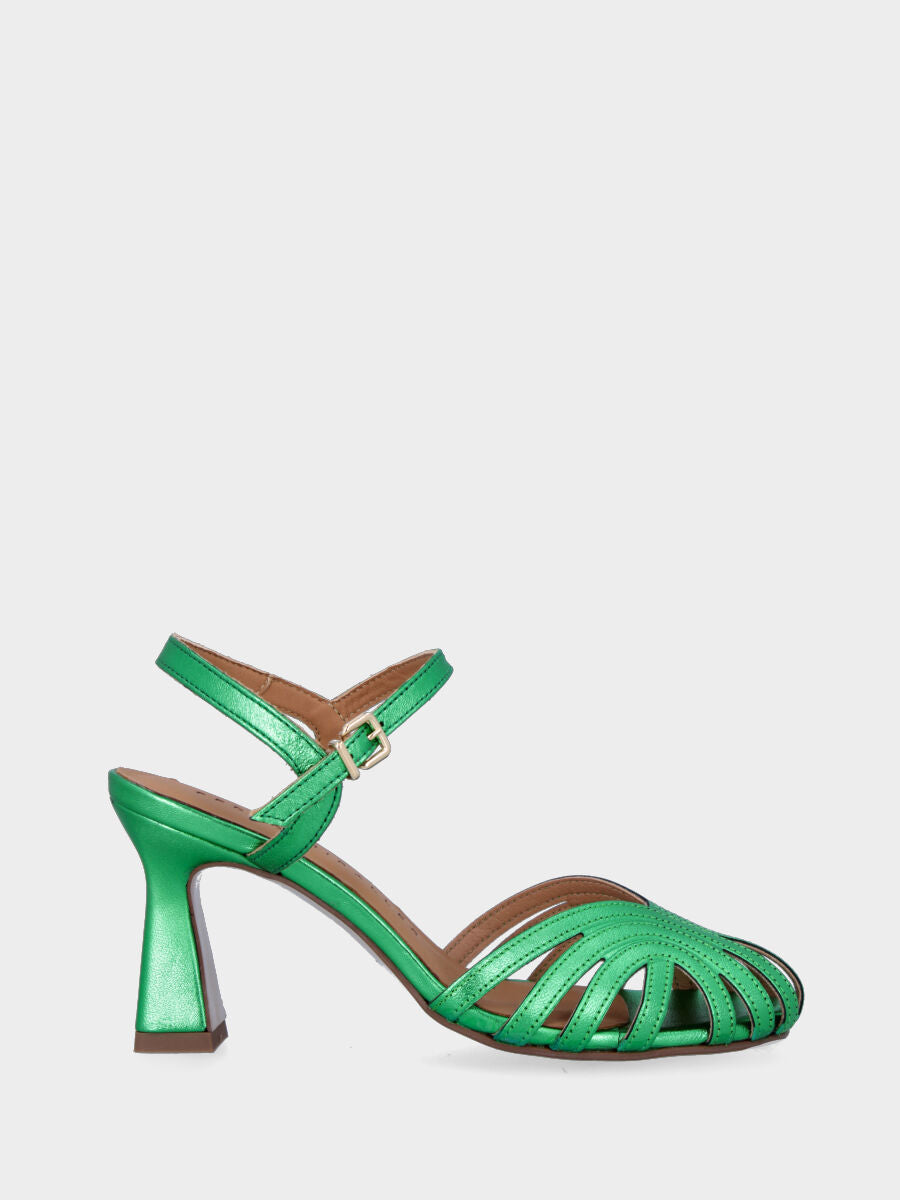 Green laminated sandal with straps on the sole