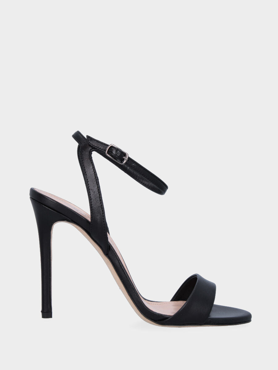 Black leather heeled sandal with strap