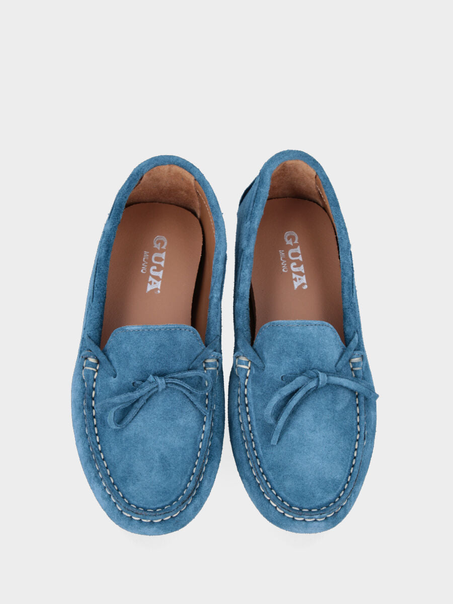 Blue leather moccasin with lace