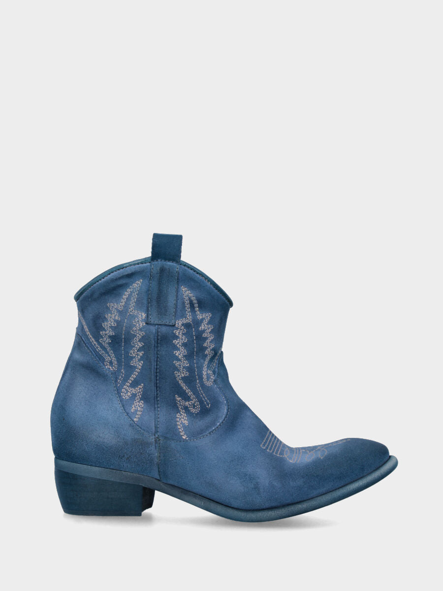 Campero basso in pelle azzurro con impunture a contrasto