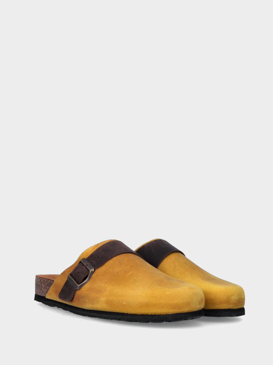 Sabot giallo in pelle con fibbia