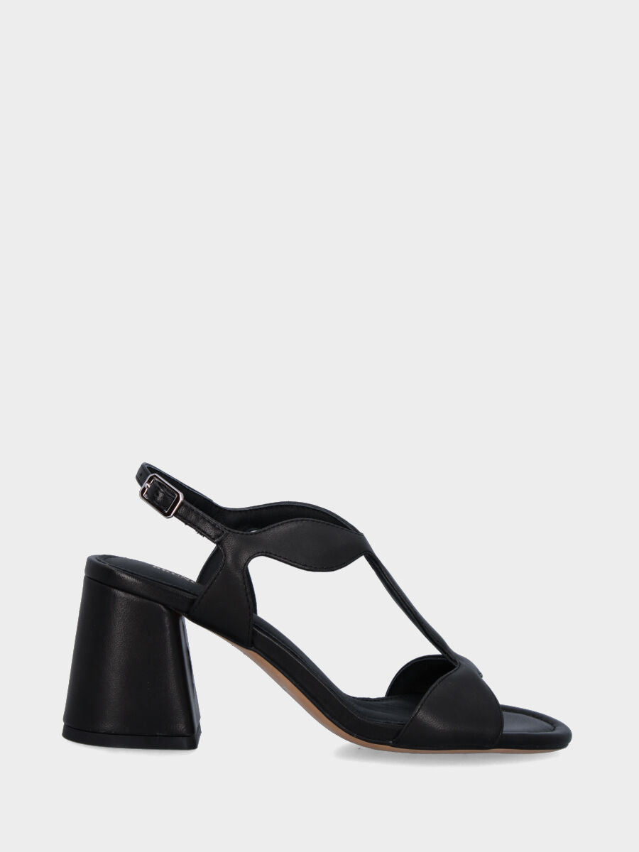 Sandalo nero in pelle con fascette ondulate