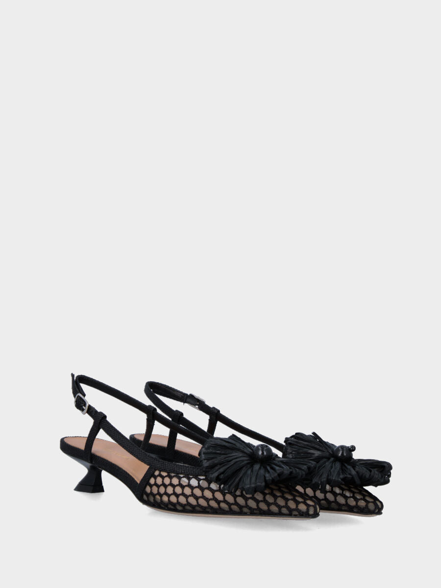 Slingback nera in rafia con tomaia a rete e fiore decorativo