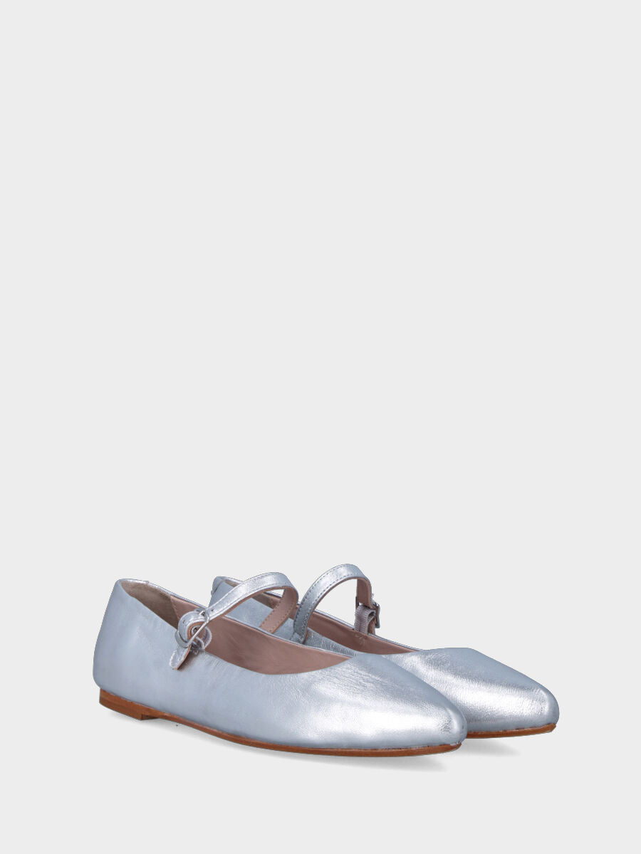 Ballerine argentée en cuir laminé à bout pointu avec bride
