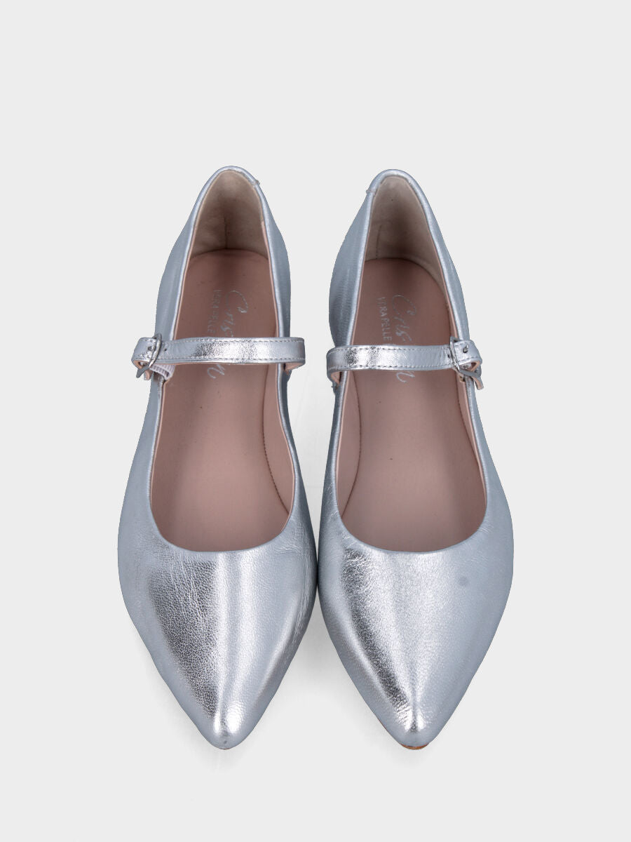 Ballerine argentée en cuir laminé à bout pointu avec bride