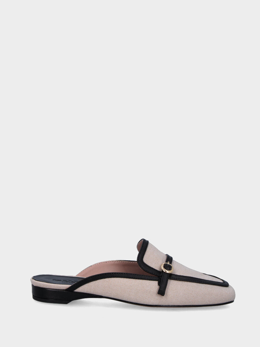Fabric clog with black trims