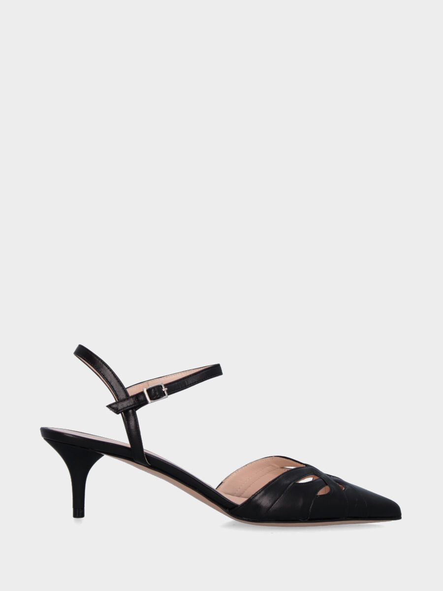 Slingback nera in pelle con aperture e fascette incrociate