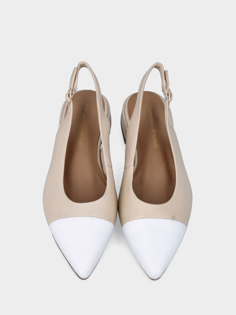 Slingback bicolore beige in pelle con puntina bianca