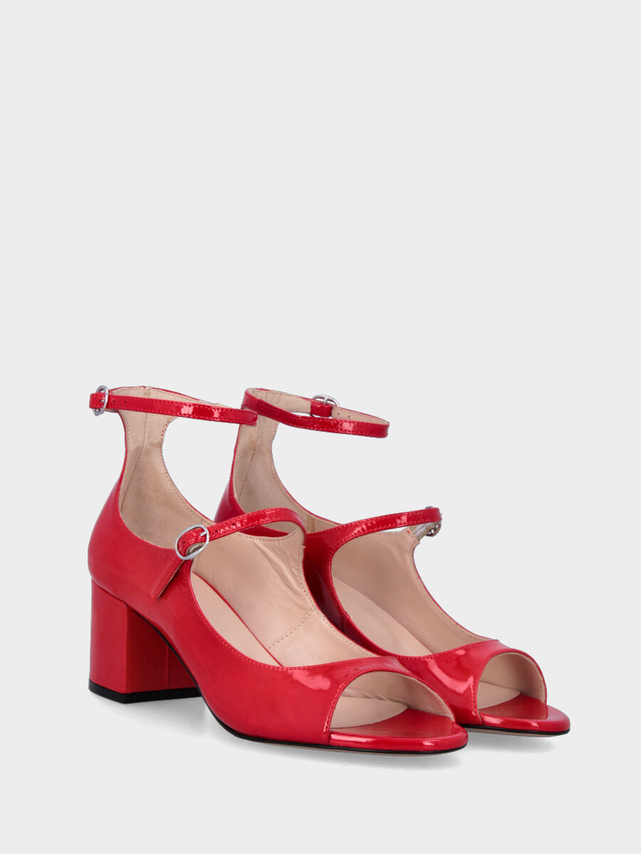 Sandalo monoblocco in vitello rosso con fascia ripiegata