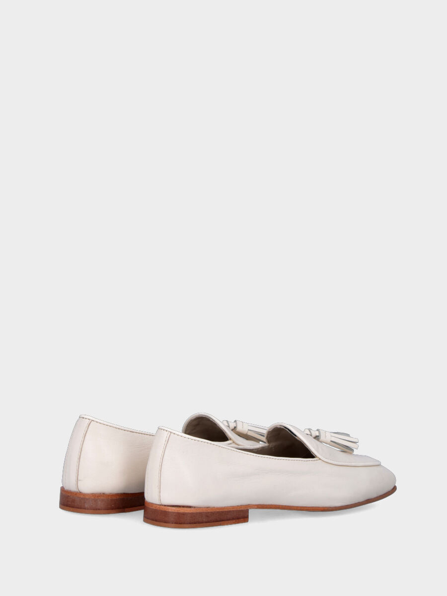 Sandalo monoblocco in vitello rosso con fascia ripiegata