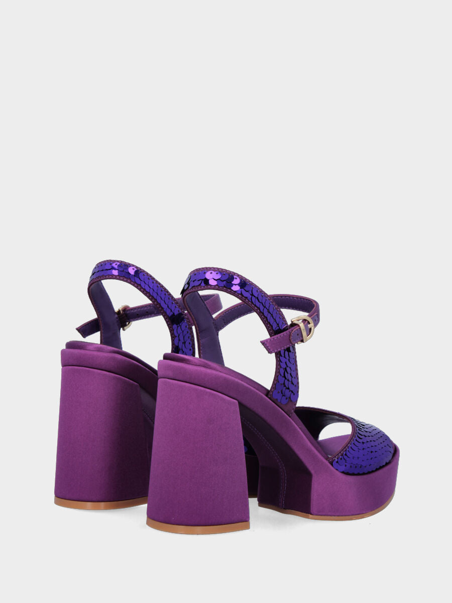Sandalo viola in tessuto con paillettes con maxi plateau